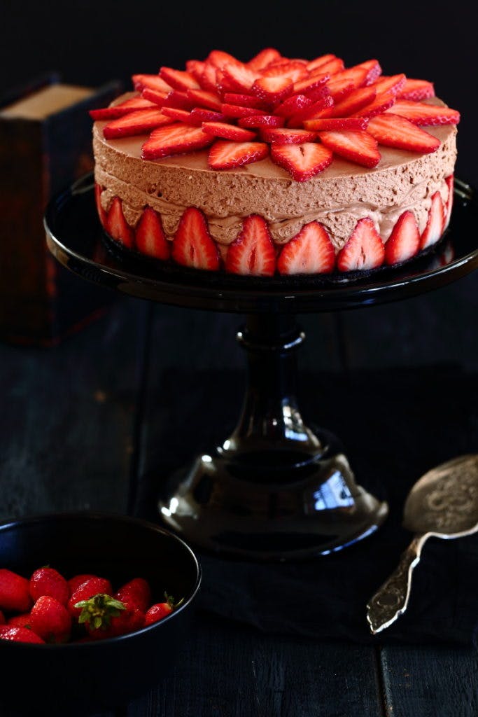 Cover Image for CHEESECAKE NUTELLA ET FRAISES