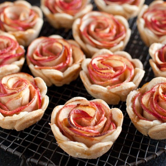 Cover Image for Tartelettes roses de pommes