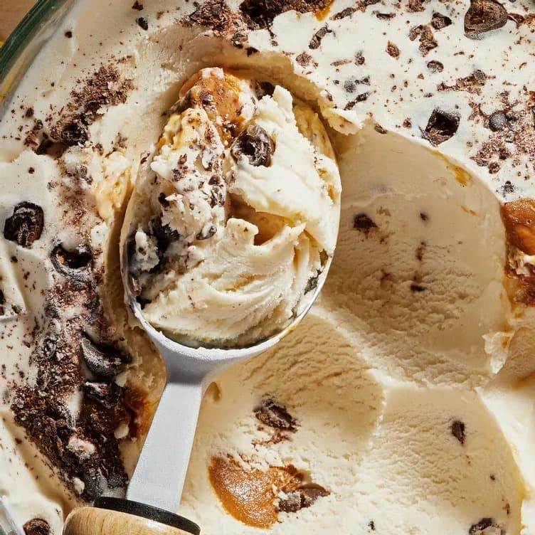 Cover Image for Une glace maison en 5 mn, avec 2 ingrédients, et sans sorbetière