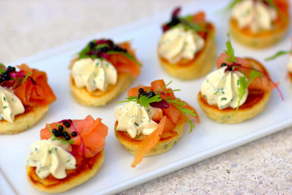 Cover Image for Blinis au saumon fumé et fromage blanc