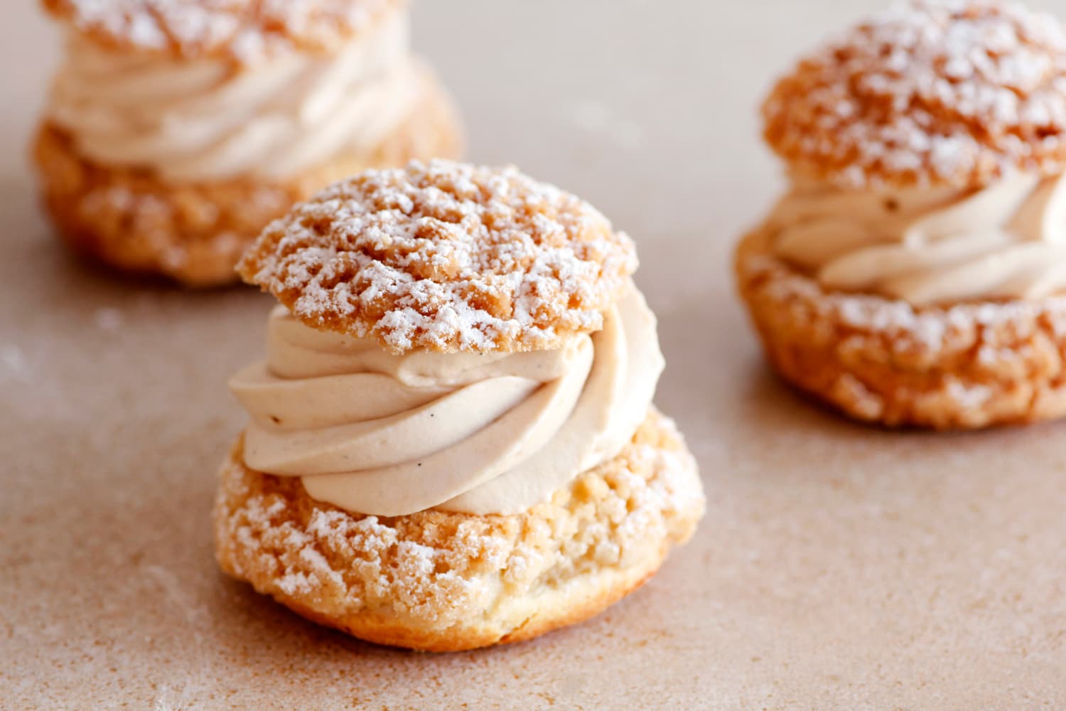 Cover Image for Choux chantilly et ganache au chocolat