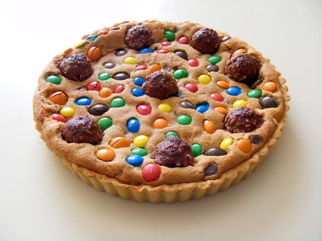 Cover Image for La tarte cookies aux pépites de chocolat et M&Ms