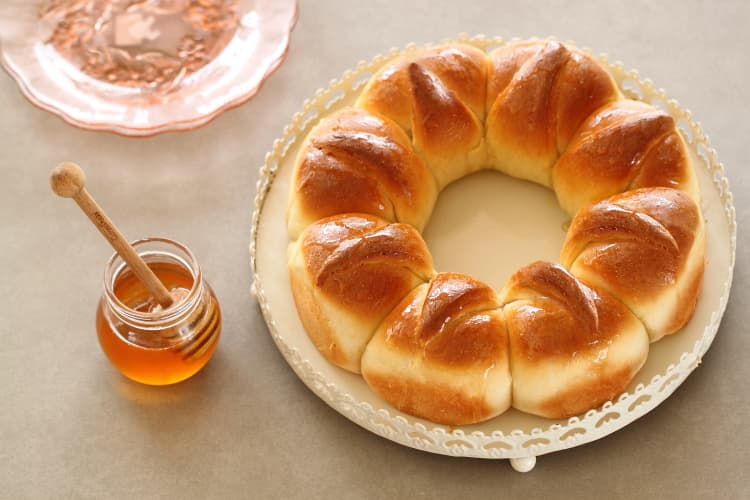 Cover Image for Couronne briochée au miel