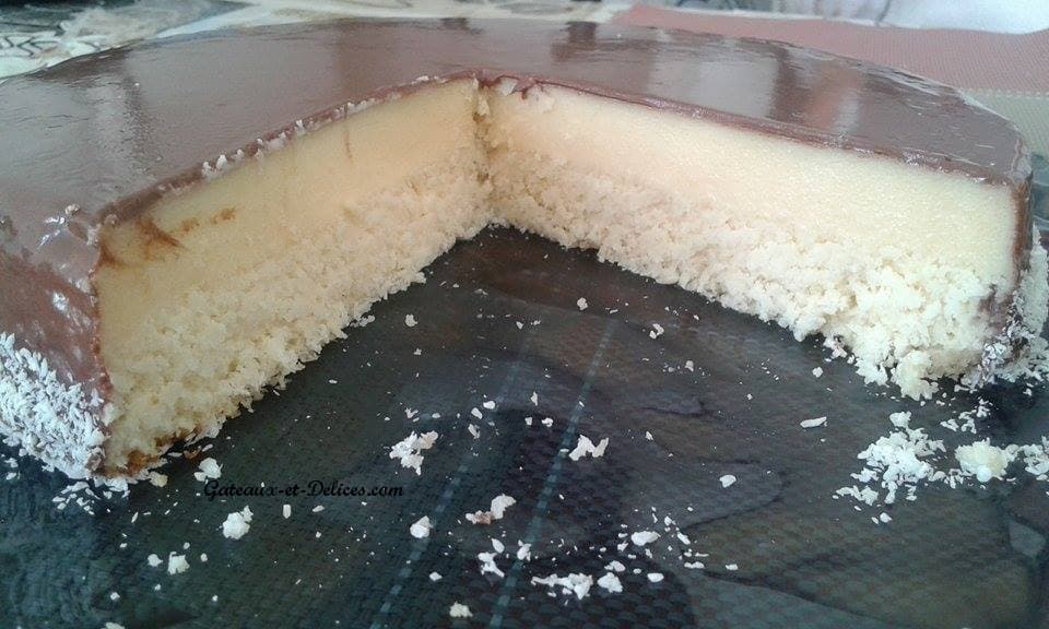 Cover Image for Irrésistible gâteau flan à la noix de coco