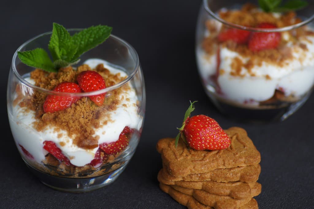 Cover Image for Verrines fraises mascarpone spéculoos