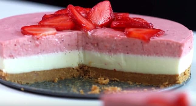 Cover Image for Bavarois fraise chocolat blanc