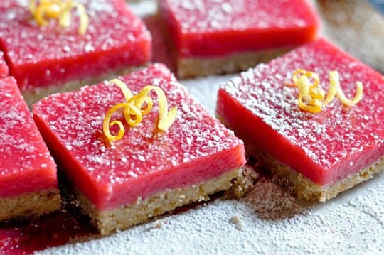 Cover Image for Carrés aux framboises et citron