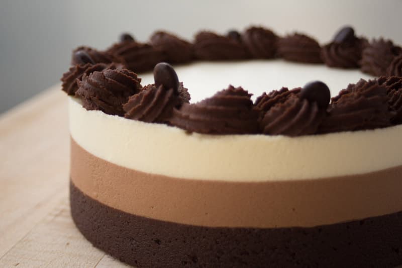 Cover Image for L’entremets trois chocolats