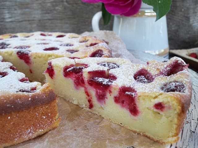 Cover Image for Gâteau à la ricotta chocolat blanc et framboises