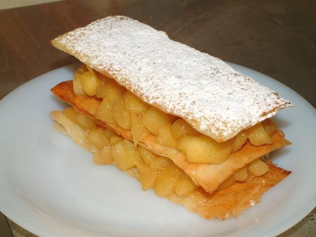 Cover Image for Milles feuilles aux pommes